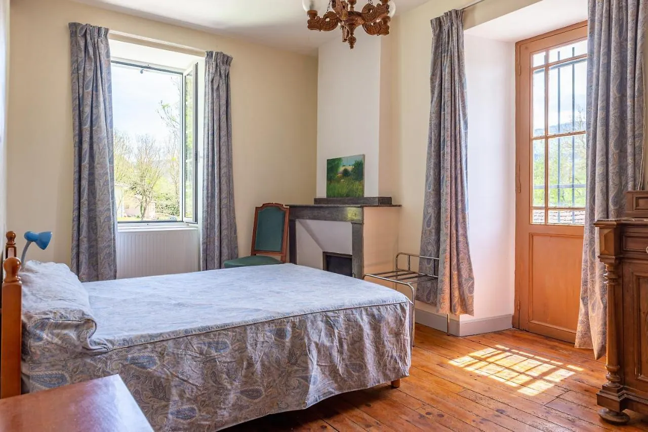 بيت للعطل Le Mas De La Coupiere Serres-sur-Arget